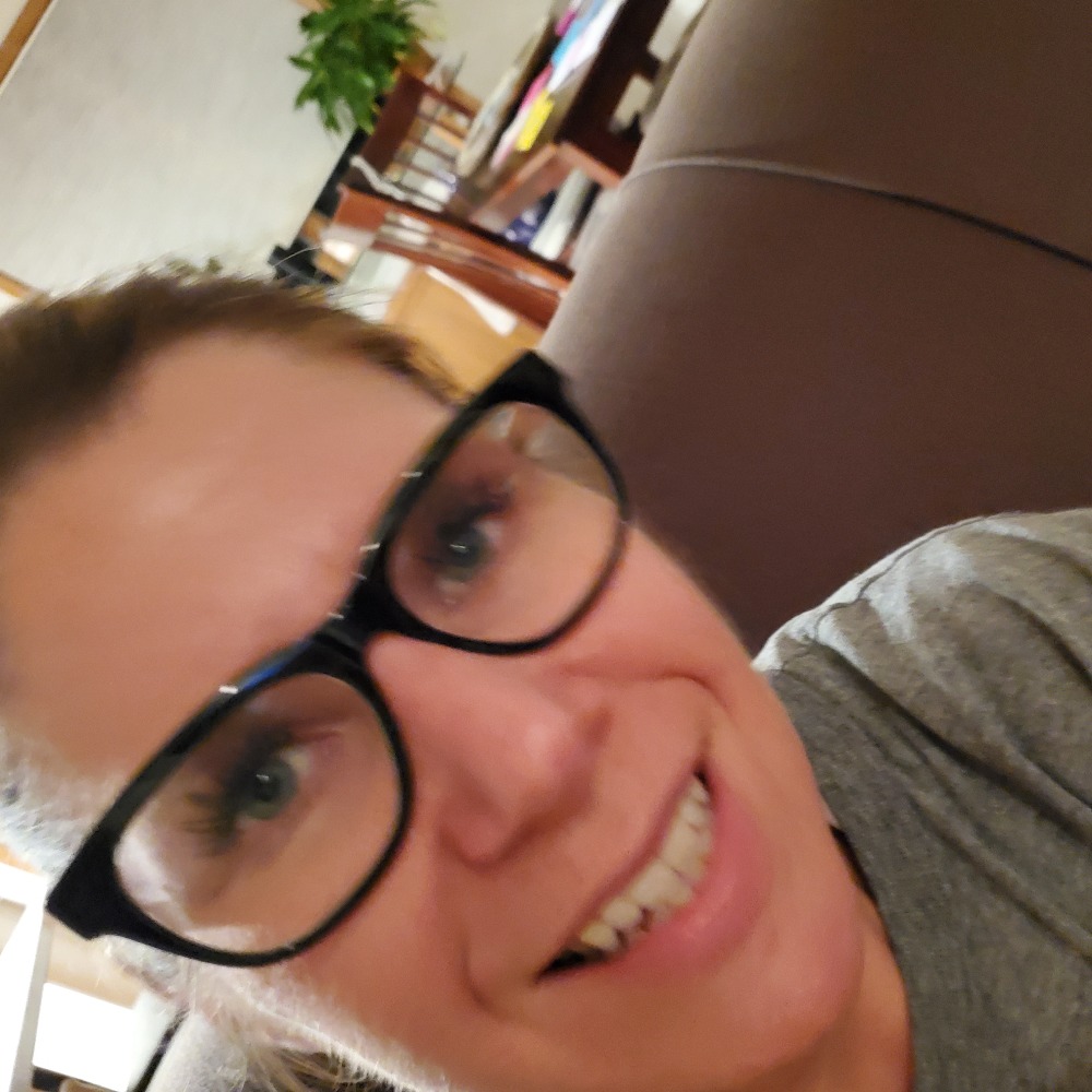 Meet your Posher, Christine